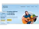 Homepage van muziekprogramma met gitarist en tekst over muziekonderwijs voor baby's en peuters op lichtblauwe achtergrond