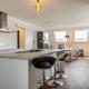 Recent appartement op de tweede verdieping met ruim terras en autostaanplaats