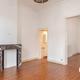 Prachtig gebouw met handelsruimte en 2 appartementen in bruisende centrum