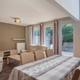 Toffe woning met 3 slaapkamers en garage op topligging