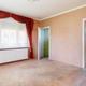 Ruime woning met 4 slaapkamers en garage op een centrale locatie