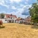 Karaktervolle woning met 4 slaapkamers, dubbele garage en ruime tuin