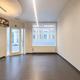 Prachtig gebouw met handelsruimte en 2 appartementen in bruisende centrum