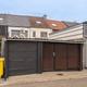Gerenoveerde, energiezuinige rijwoning met 2 kamers en garage