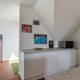 Recent appartement op de tweede verdieping met ruim terras en autostaanplaats
