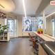 Interessant investeringspand met handelsruimte en twee appartementen