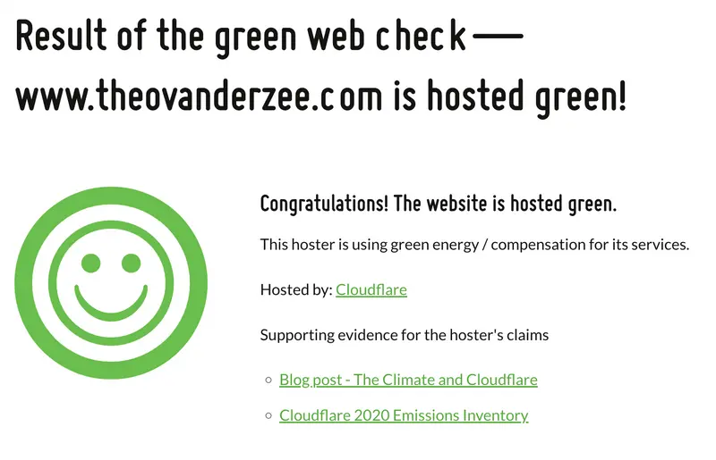 Resultaat van groene hosting check: website theovanderzee.com gebruikt groene energie via Cloudflare, met groene smiley icoon