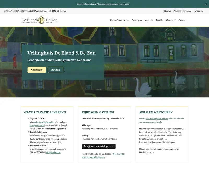 Website homepage van veilinghuis De Eland & De Zon met historische panden en reflecties in water als headerafbeelding